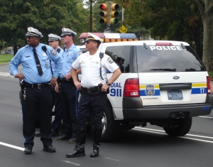 Philadelphia_Police_-_gang_with_vehicle